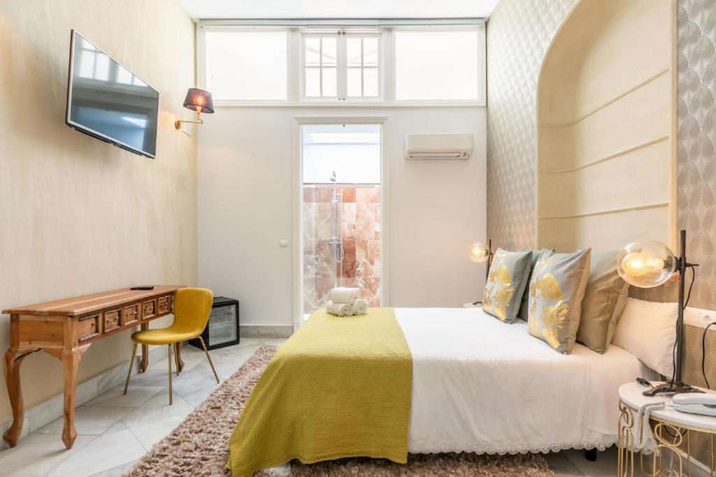 Catedral Suites Jerez Χέρεζ Εξωτερικό φωτογραφία