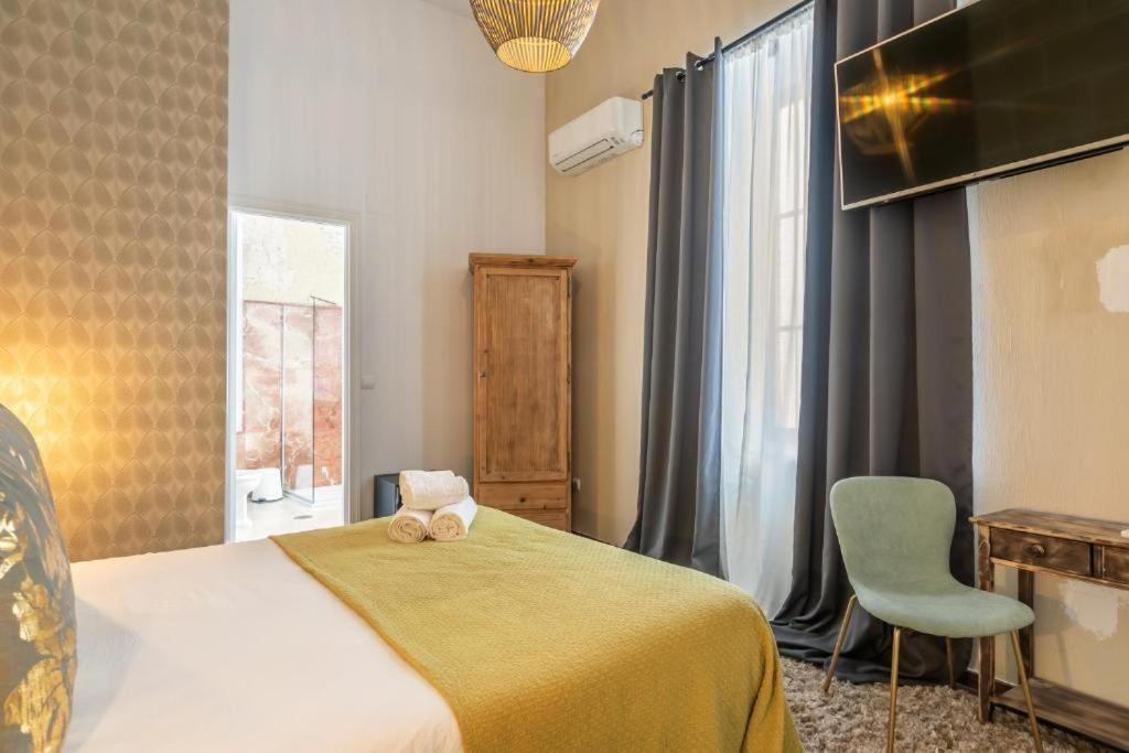 Catedral Suites Jerez Χέρεζ Εξωτερικό φωτογραφία